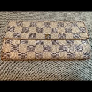 Authentic Louis Vuitton Sarah Wallet -Damier Azul